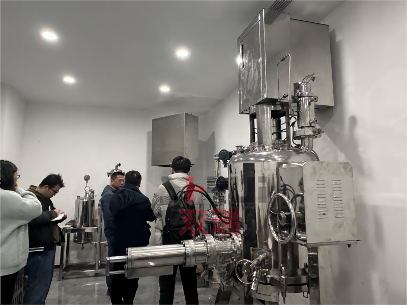 无锡双瑞筒锥式过滤洗涤干燥设备赢得山西订购商认可