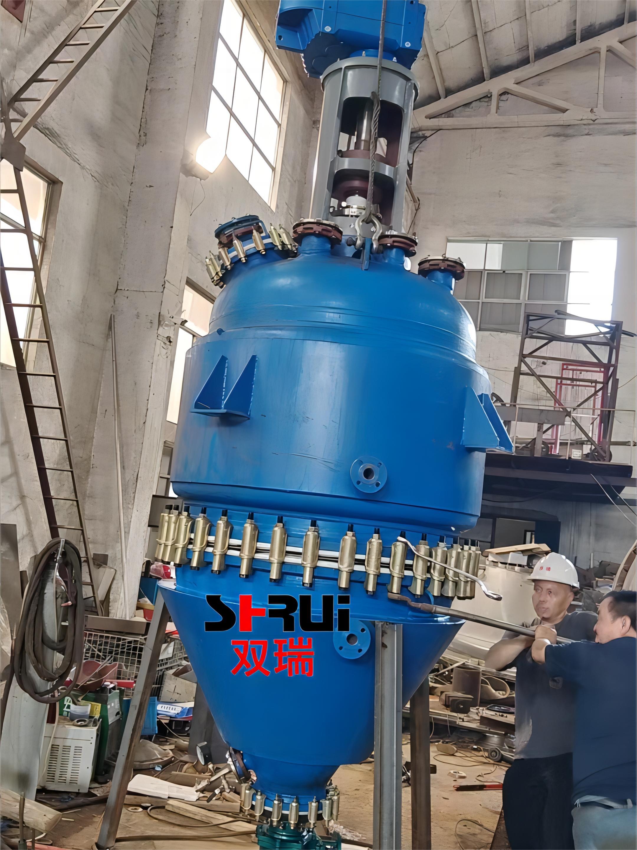 1500L搪瓷筒锥过滤洗涤干燥三合一设备(1)(1).jpg